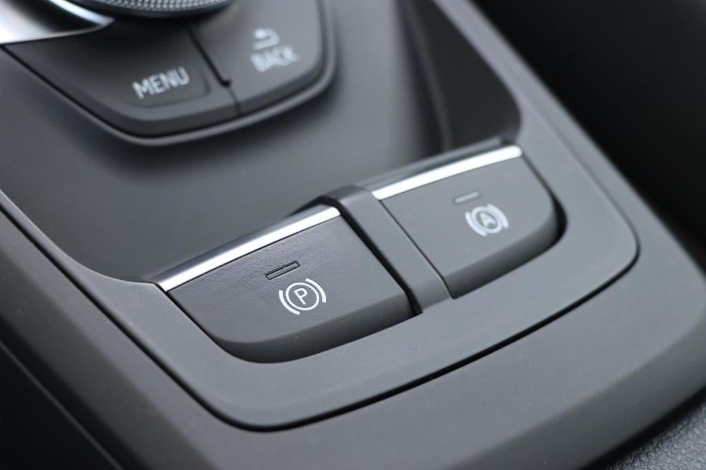 Audi Q2 35 tfsi s edition 150pk s tronic | full options