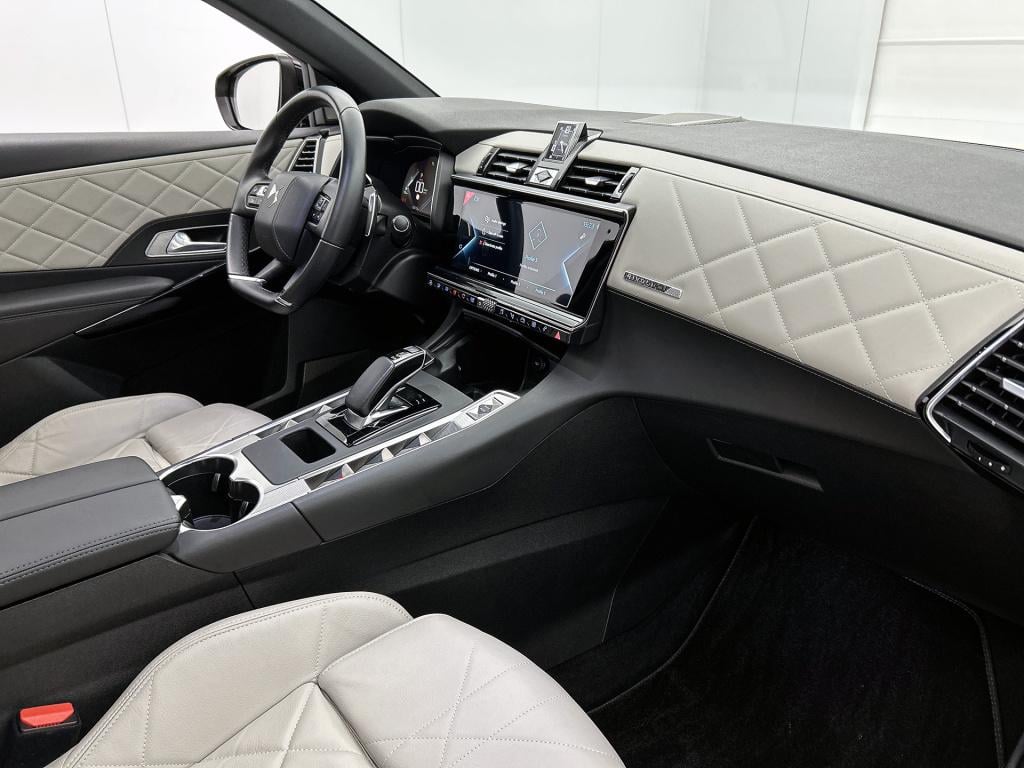 Ds Ds 7 crossback e-tense 300pk 4x4 automaat rivoli | rijklaar | panoramada