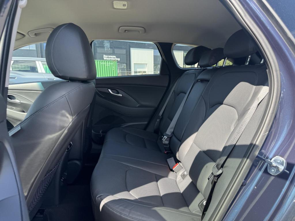 Hyundai I 30 wagon 1.5 t-gdi mhev premium