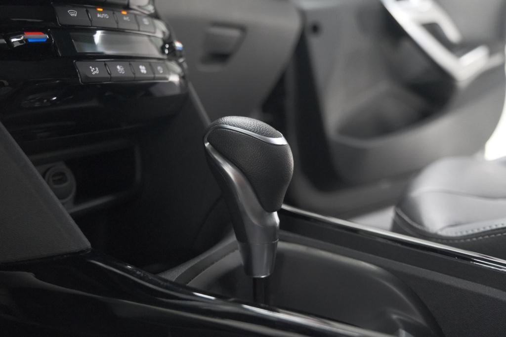 Peugeot 2008 puretech 110 eat6 allure | camera | navigatie | parkeersensore