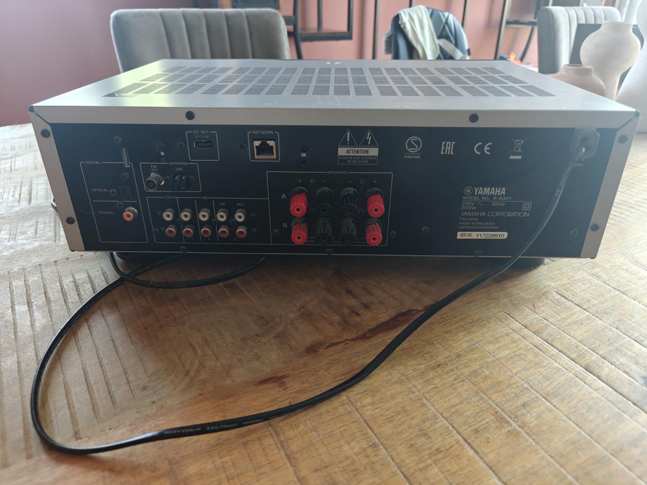 Yamaha r-n301