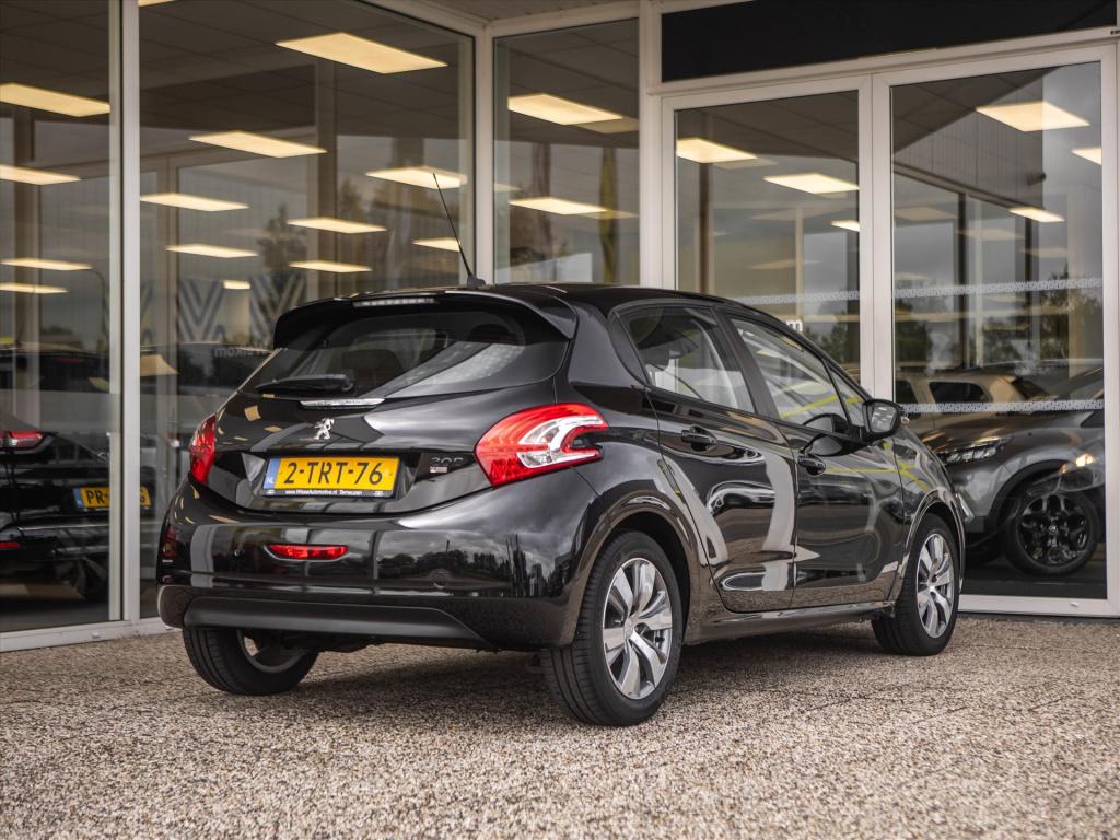Peugeot 208 1.2 e-vti 82pk 5d envy automaat