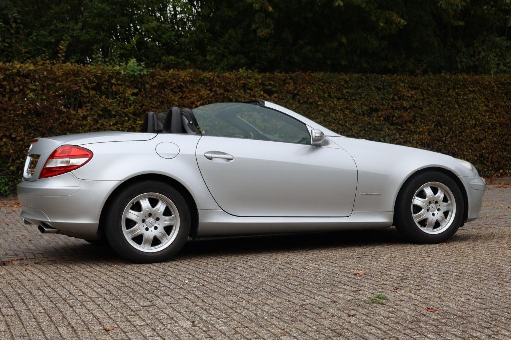 Mercedes-Benz SLK 200 k.