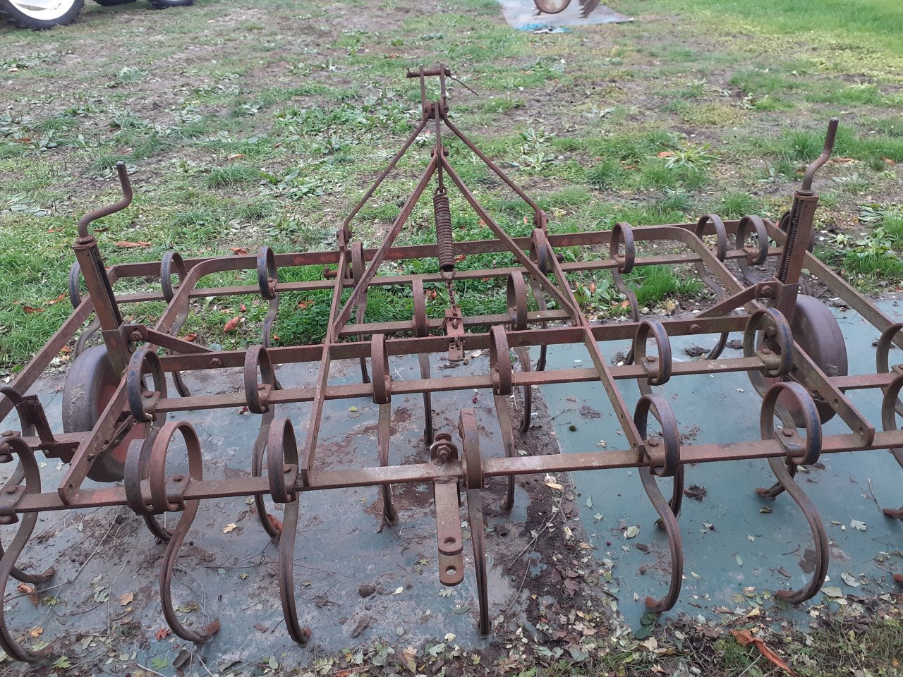 Kongskilde triltand cultivator
