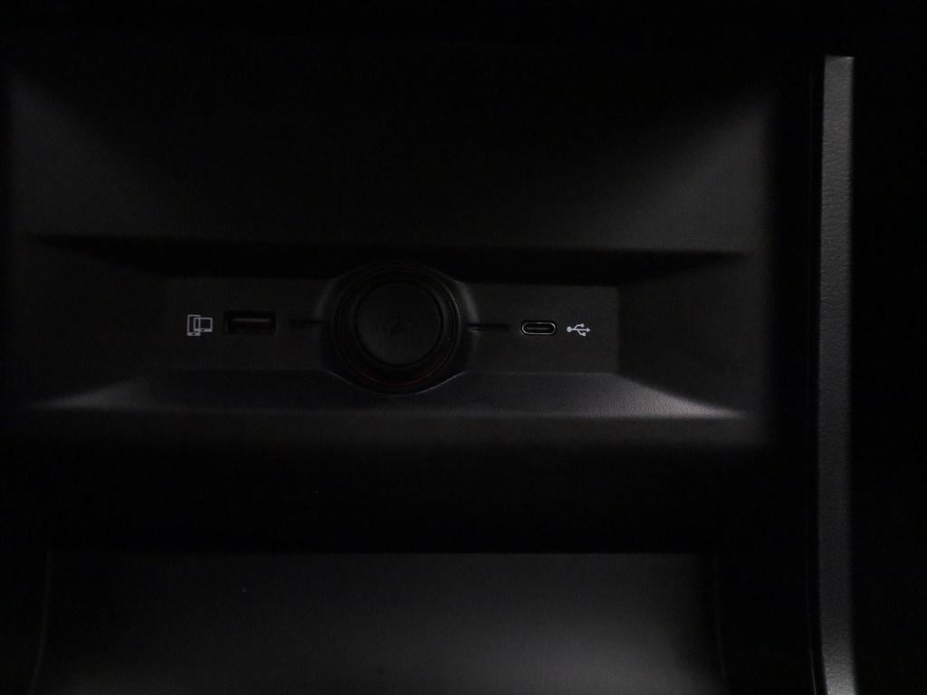 MG Mg4 51 kwh standard | automaat | climate control | apple carplay / andro