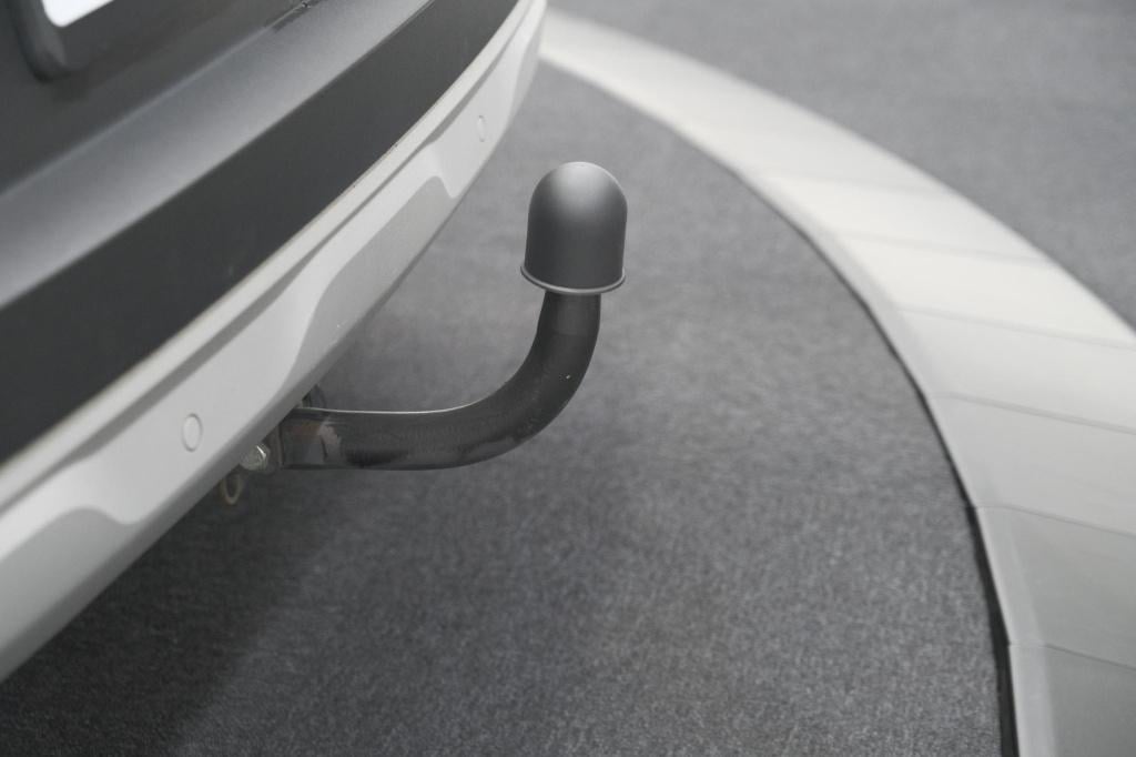 Renault Captur 1.6 e-tech hybrid 145 intens | trekhaak | camera | stoelverw