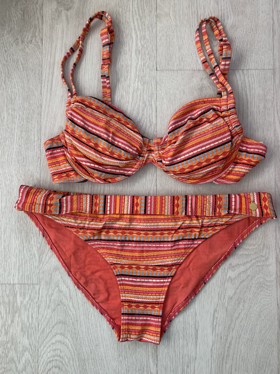 Beugelbikini Lascana maat 38