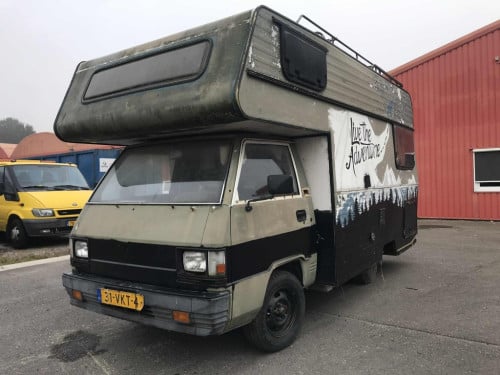 Mitsubishi Pajero l030p standaard