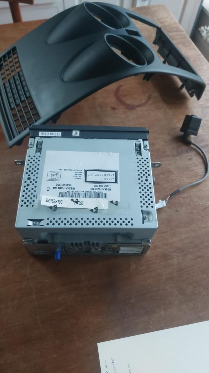 Nissan Qashqai J10 Radio (navi, camera) Origineel