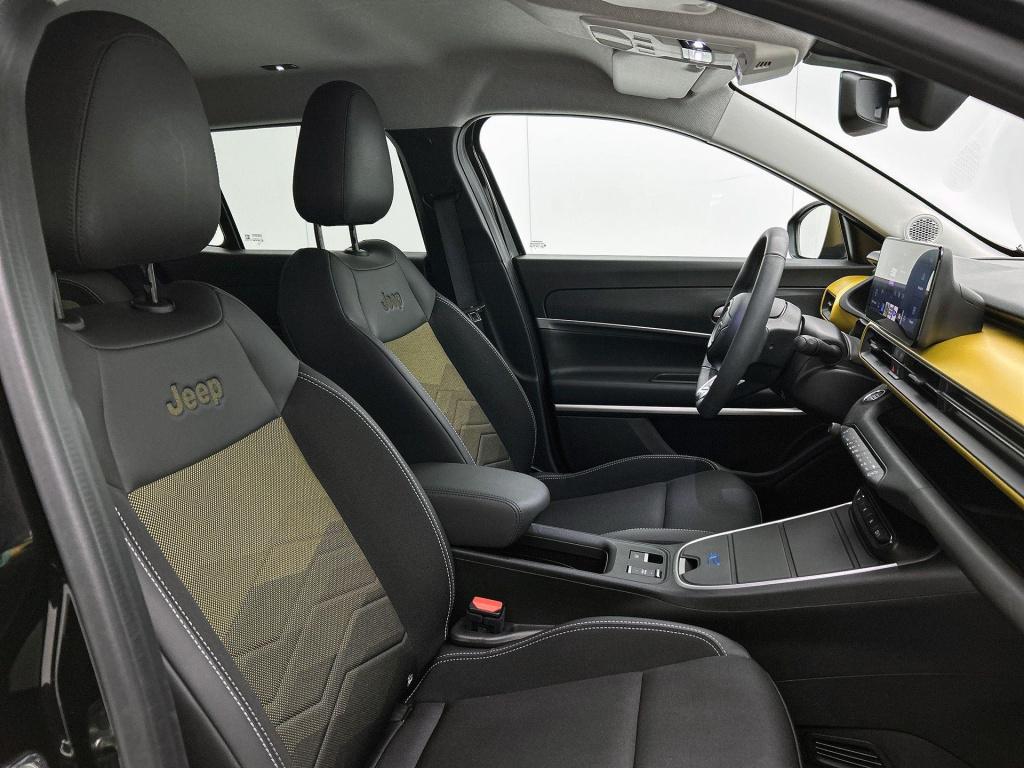 Jeep Avenger 1st edition 54 kwh | automaat | lmv | navigatie | climate cont