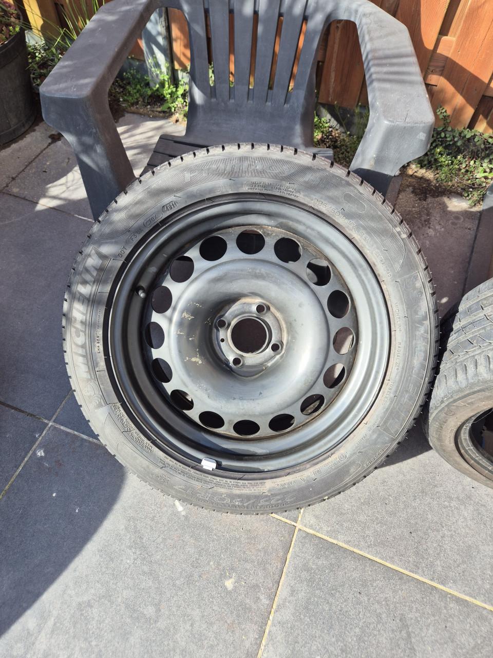 Nog wat banden met velg...