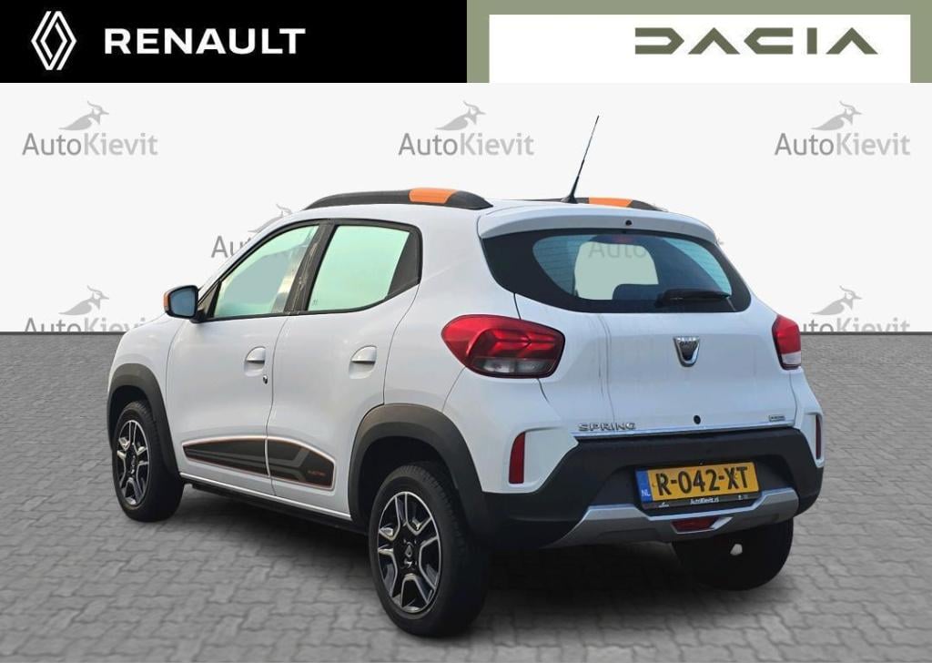 Dacia Spring essential 27 kwh - dc lader