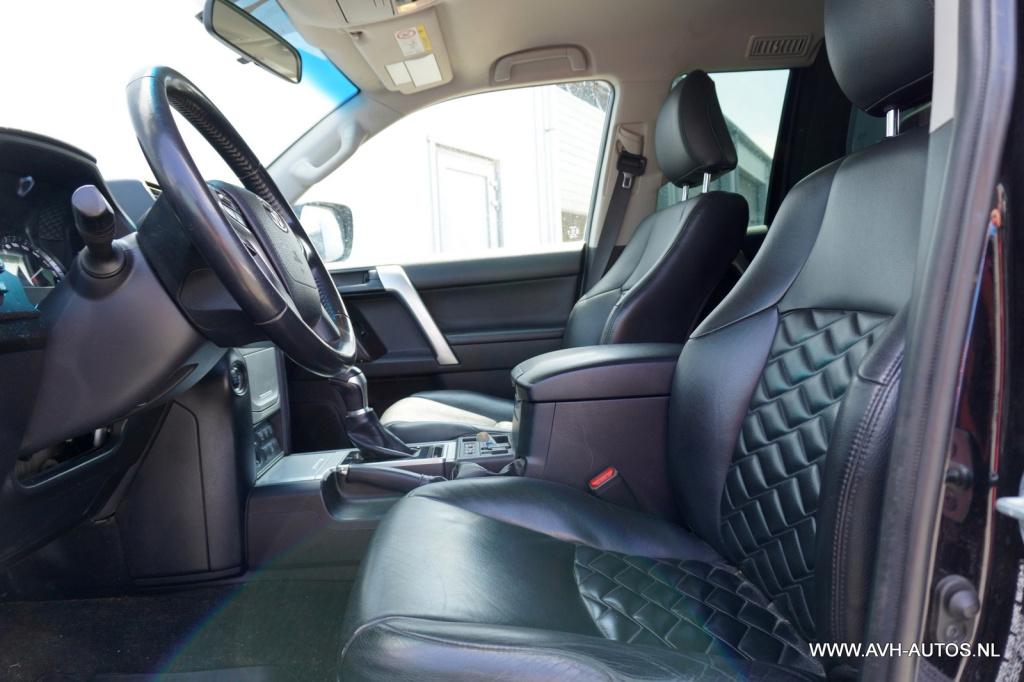 Toyota Land Cruiser 2.8 d-4d-f challenger window van