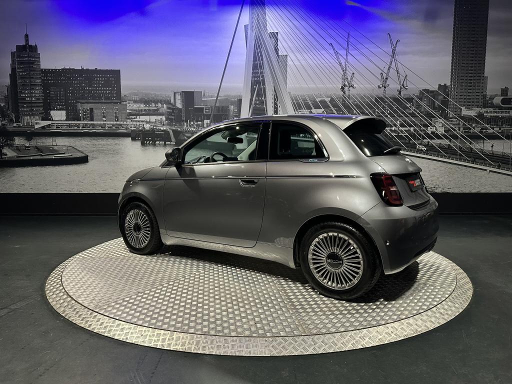 Fiat 500 icon 42 kwh *carplay*camera*