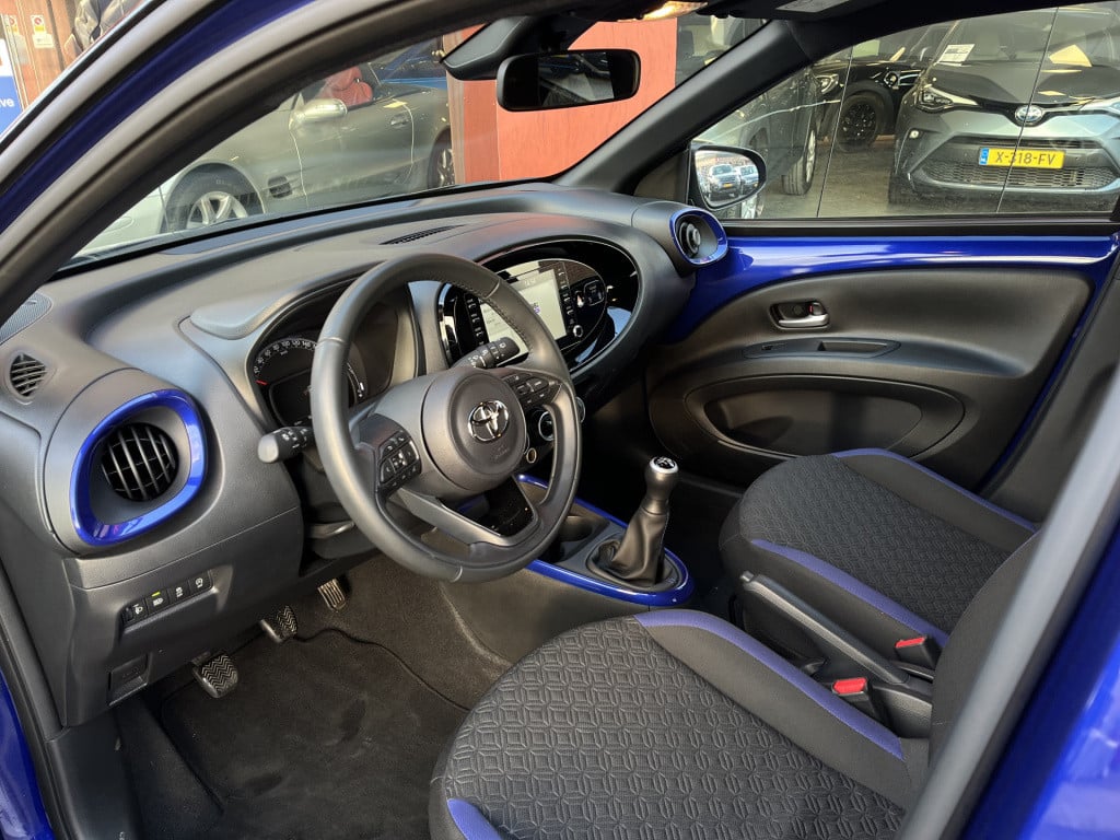Toyota Aygo x 1.0 vvt-i mt pulse | camera | stoelverw. | carplay