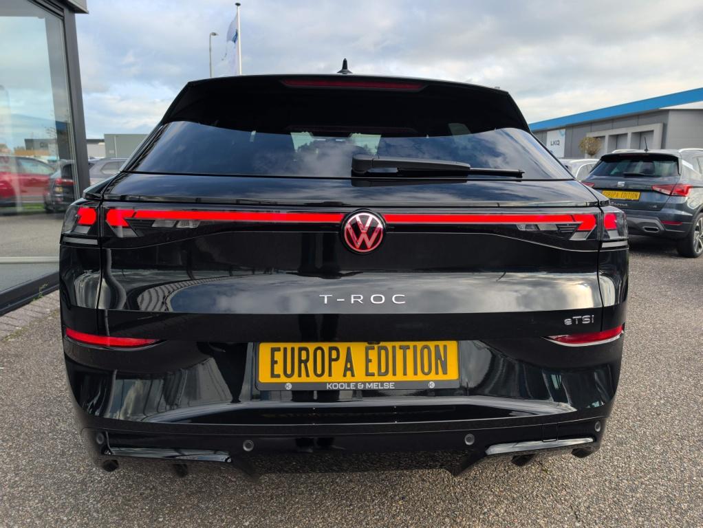 Volkswagen T-roc 1.5 etsi 110 kw r-line | trekhaak