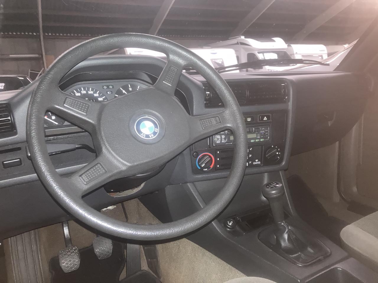 Te koop bmw 318i E30 coupé 1987