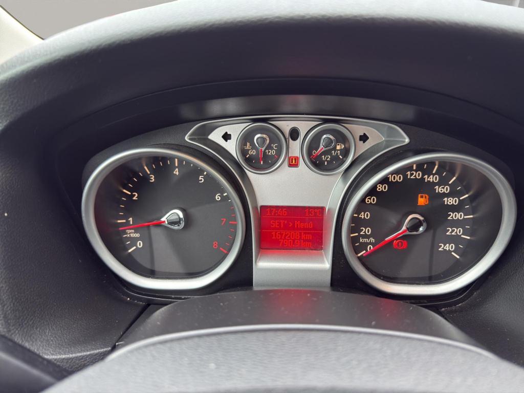 Ford Focus 1.6 trend clima cruise