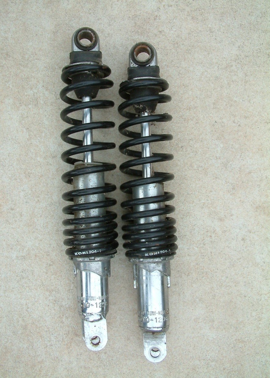 Schokbrekers  koni en andere  34 en 36 cm h o h
