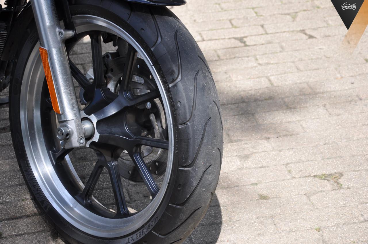 Harley Davidson XL 883L Sportster Low