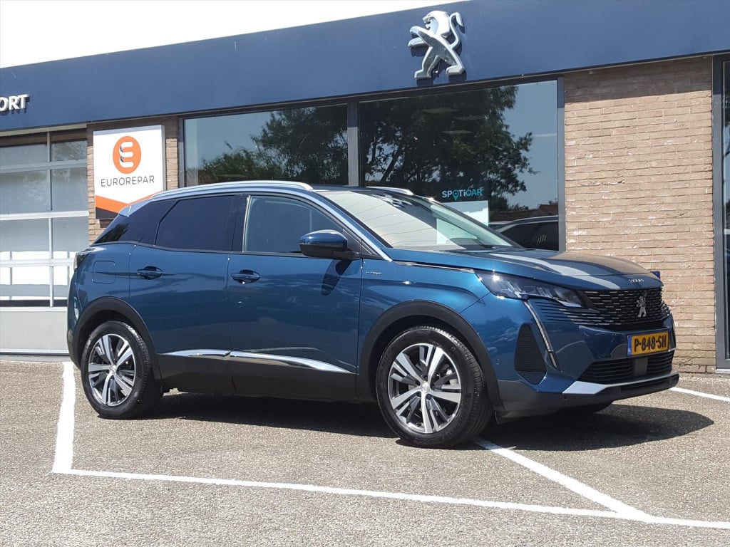 Peugeot 3008 1.6 plug-in hybrid 225pk blue lease allure eat8 automaat navig
