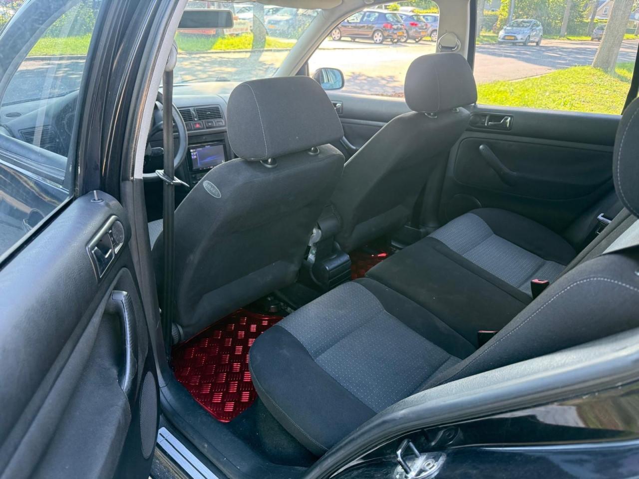 Volkswagen Golf 1.6-16V FSI Ocean Jaar apk