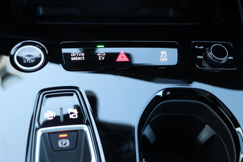 Audi A5 avant 2.0 e-hybrid quattro s edition 299pk s tronic