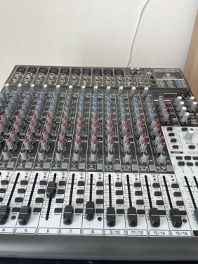 Mooi analoog mengpaneel XENYX 2442FX