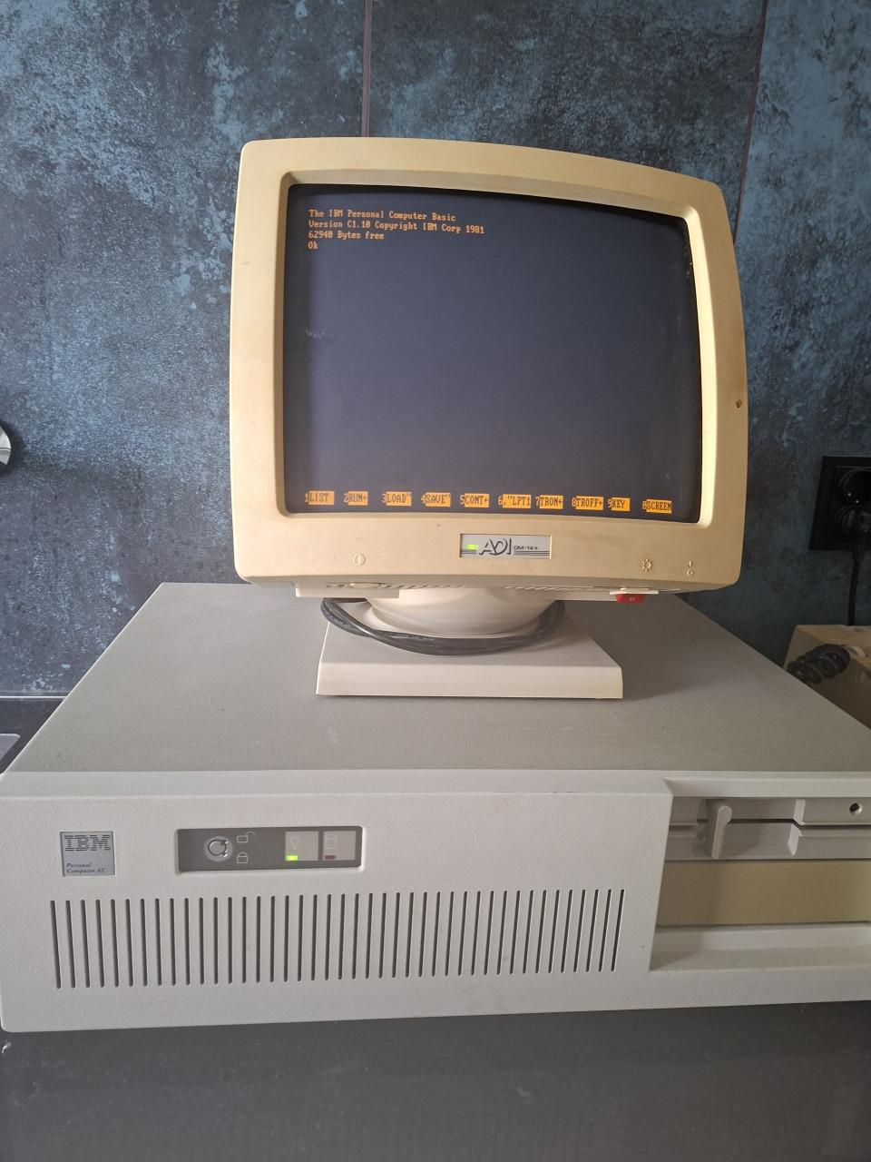 IBM 4e Genratie PC 5170  (1984)