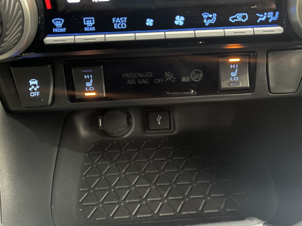 Toyota Rav4 2.5 hybrid style | leer | navi | camera |