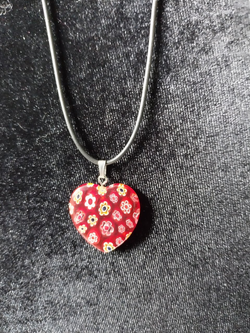 Tip voor Moederdag: ketting met hanger in de vorm van een hartje