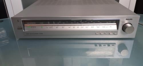 Philips F2212 vintage tuner