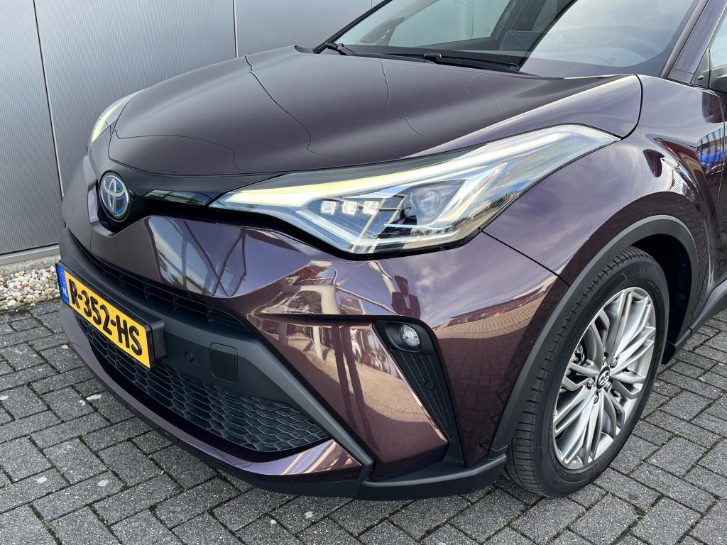 Toyota C-hr 1.8 hybrid executive
