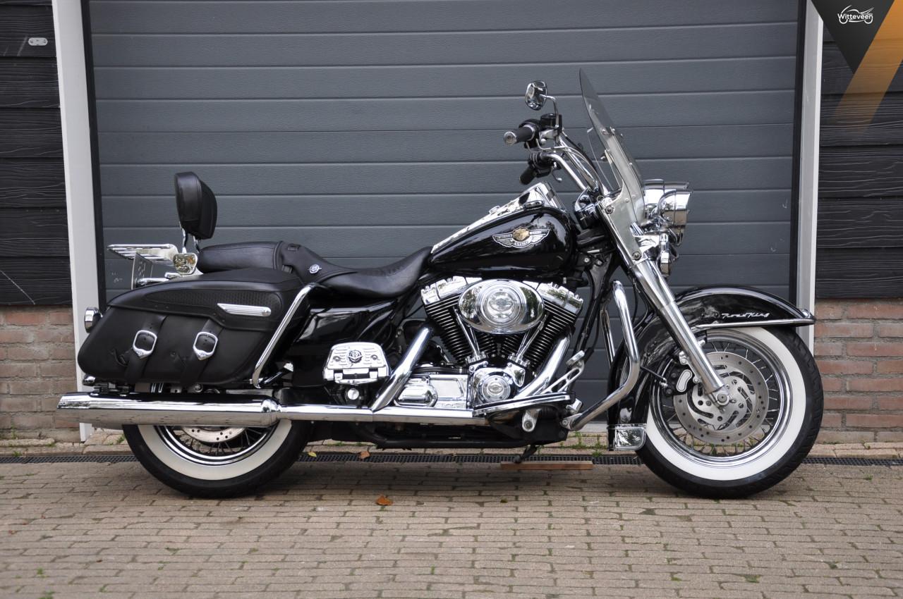 Harley Davidson Road King Classic FLHRC Hele nette en complete motor!