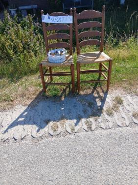 Gratis Keuken stoelen