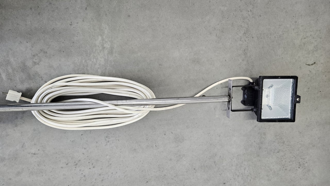 RVS bouwlamp met statief, zéér flexibel inzetbaar ( ruim 3 meter ! )