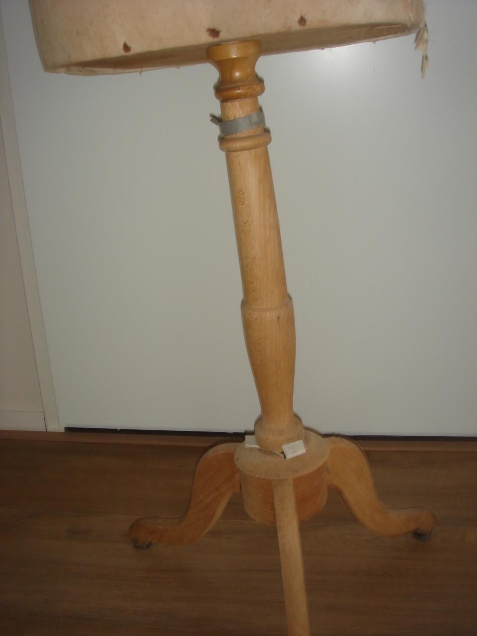 Te koop Oude Paspop Merk Juvenia