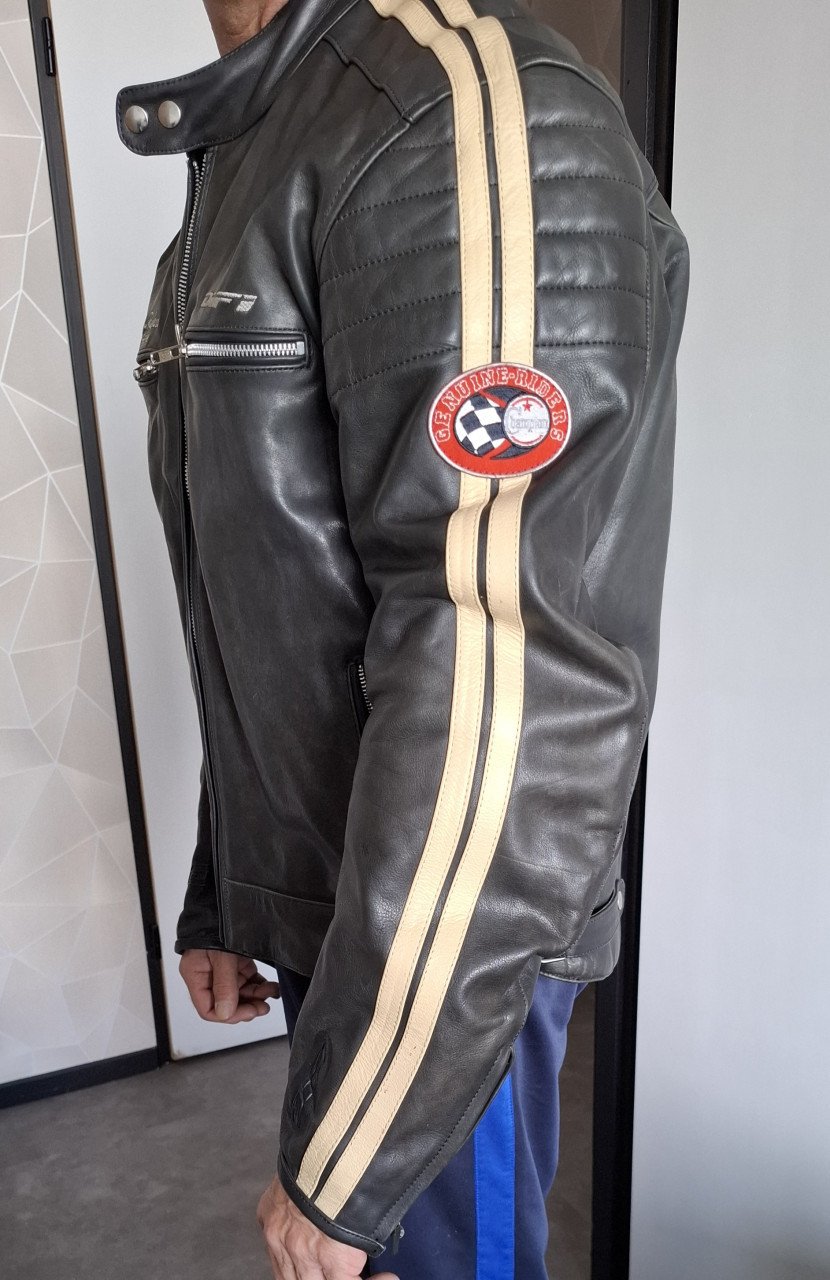 Zwarte leder motorjas