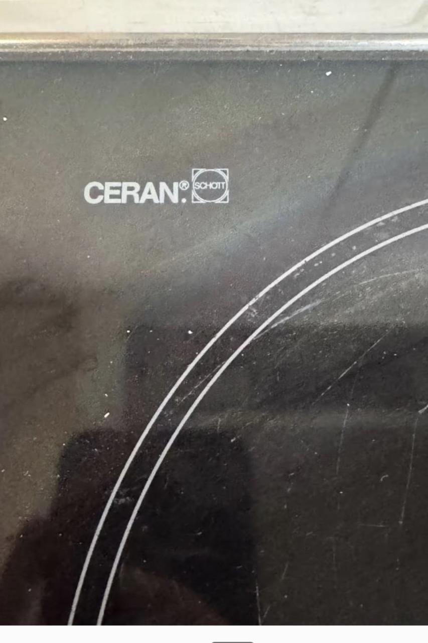 Graniet; keuken incl. inductie.