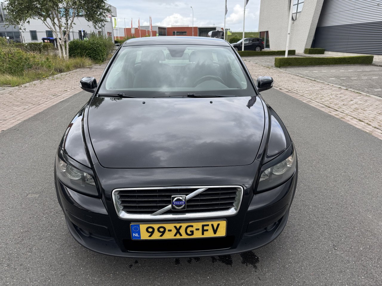 Volvo C30 momentum 1.8 benzine met nieuwe APK!