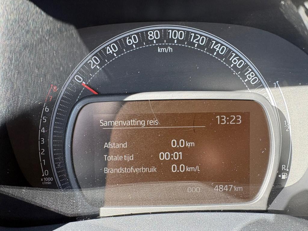 Toyota Aygo x 1.0 vvt-i mt play