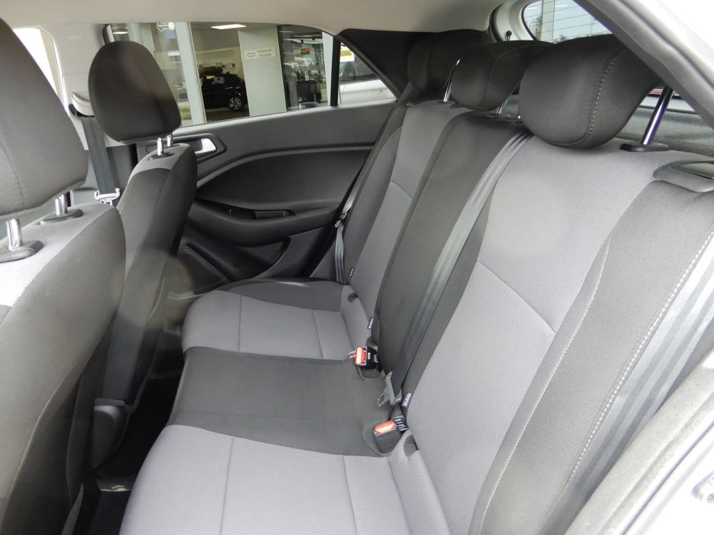 Hyundai I 20 1.0 t-gdi comfort | trekhaak | 1e eigenaar | nl auto