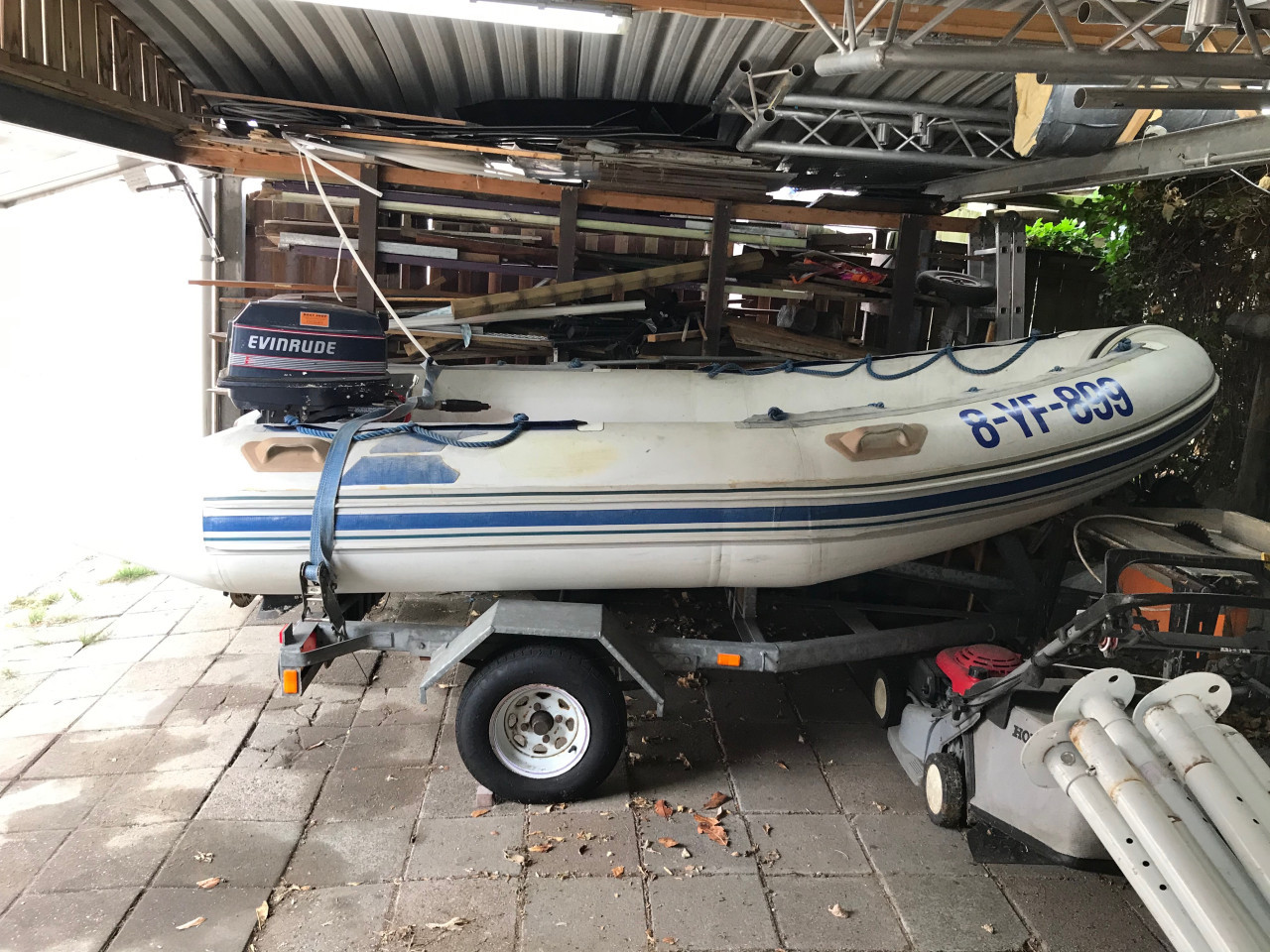 Rip met trailer en 25 pk 2takt