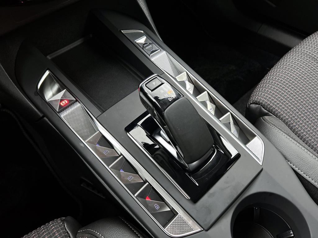 Ds Ds 3 e-tense performance line 54 kwh