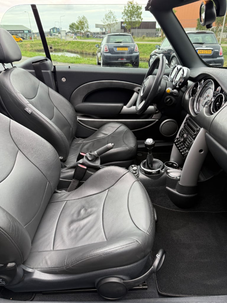 Mini Cooper S Cabrio 170pk - nieuwstaat!