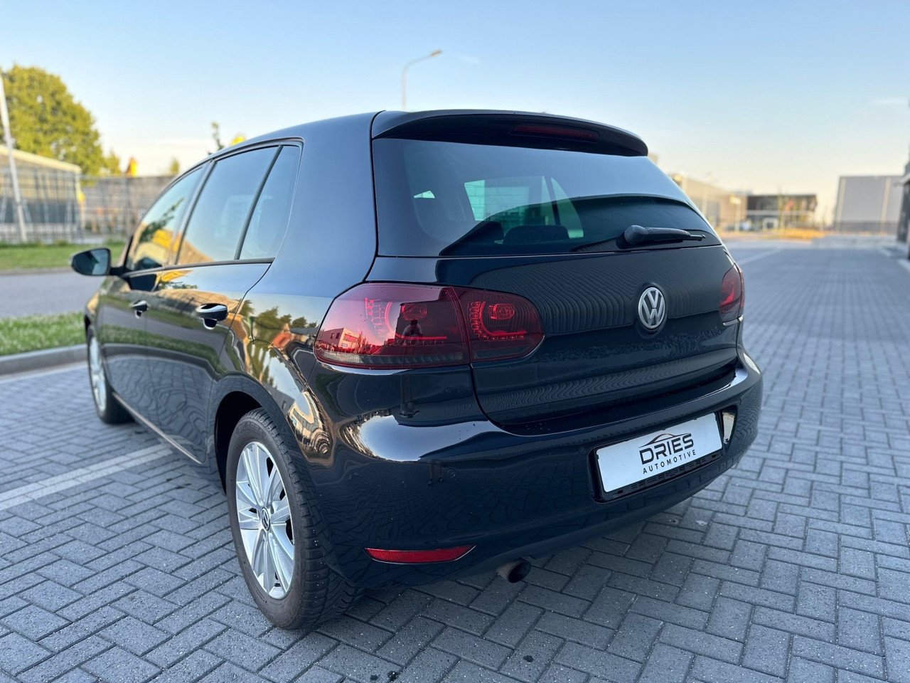 Volkswagen Golf 1.2 TSI Highline Style l Airco l Carplay