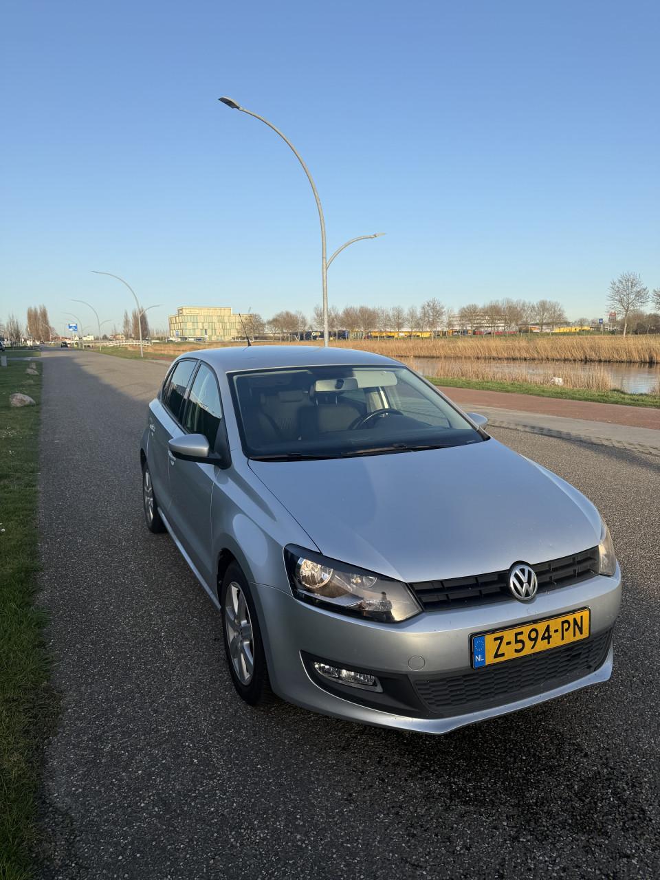 Volkswagen Polo 1.2 51KW 2010 Grijs