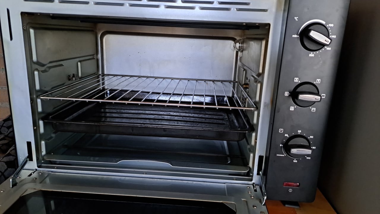 Oven