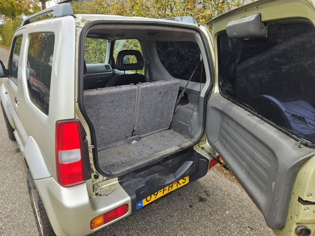 Suzuki Jimny 1.3i 4x4 ----export----