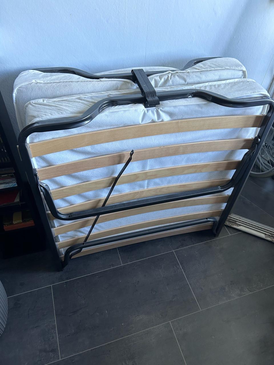 Opklapbed